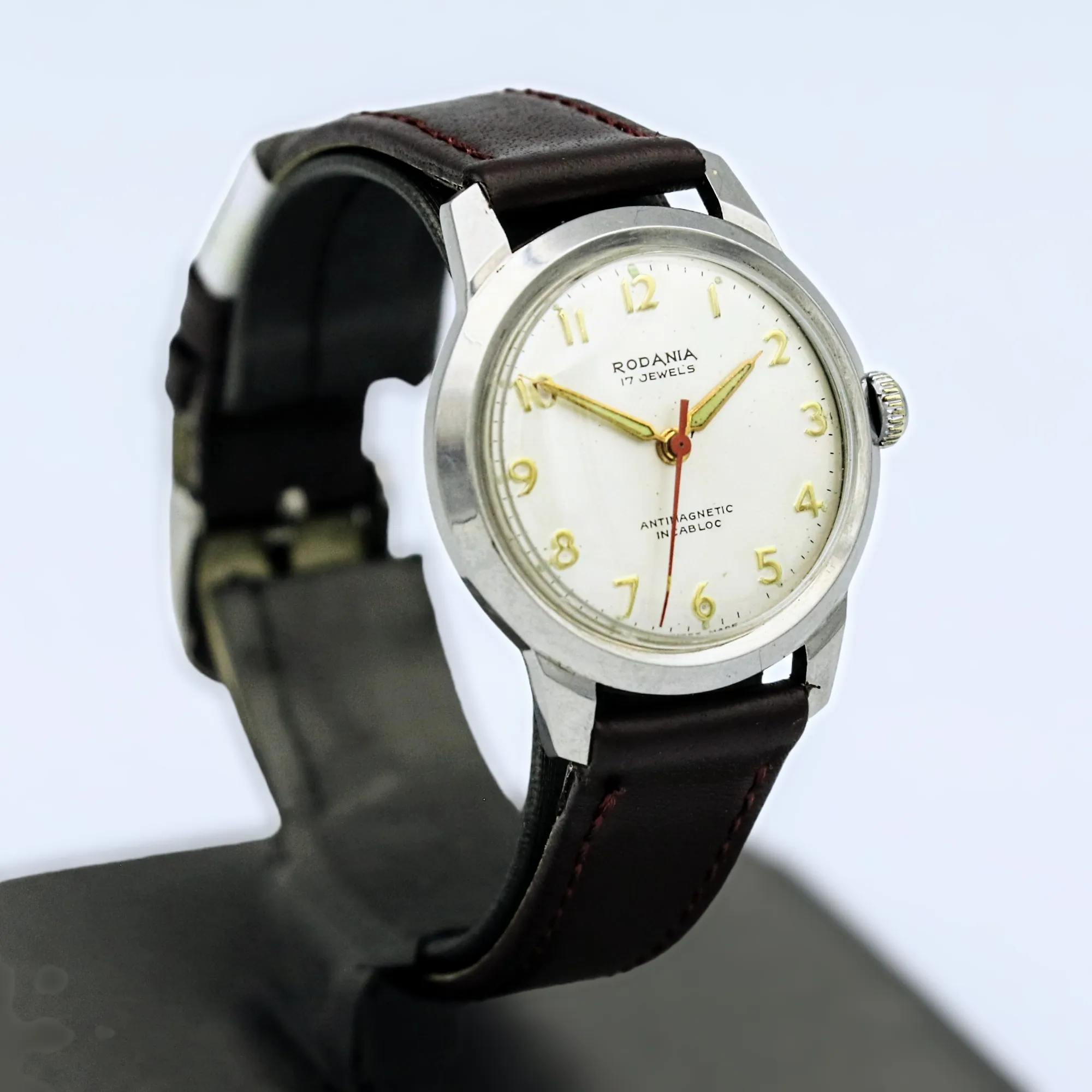 Vintage RODANIA Watch 17 Jewels Antimagnetic Incabloc Swiss Made Wristwatch